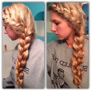 For a tutorial on this braid watch the video on YouTube by Amber Fillerup