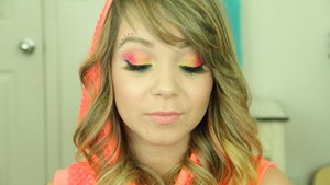 My makeup looks for EDC 2014. Achieved with the BH Cosmetics 60s Palette