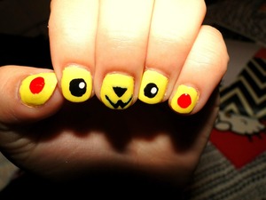Cute yellow Pikachu nails !