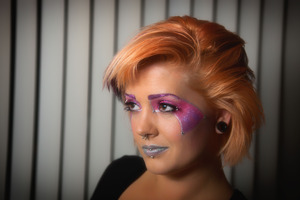 A look inspired after Jem and the Holograms. Doing a lot of experimenting with my new MAKE UP FOR EVER flash color case.