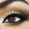 Bridal look with fun lashes 3