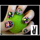 Neon owl nails