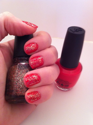 1 coat OPI Red my fortune cookie
2 coats China Glaze Twinkle Lights 
http://raquelsbeautyworld.blogspot.com/2011/11/nail-of-moment_22.html