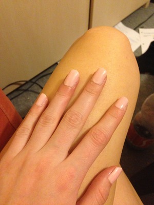 I had these fake nails, with a natural colour on to my prom. 
They are very easy to make :)