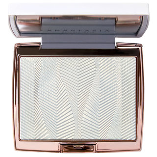 anastasia-beverly-hills-iced-out-highlighter