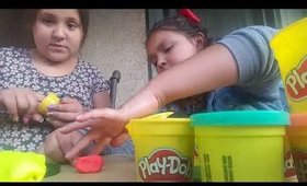 Me and cousin housing play dough😙