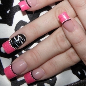 nail designs - pink french,white dots