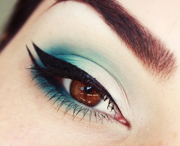 Double Eyeliner | Diana C.'s (easyNeon) Photo | Beautylish