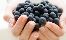 Juice Your Way… to Longer, Stronger Nails!