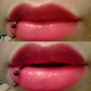 Soft pink bottom lip, and a ombreissh top lip with soft pink && a deep red.