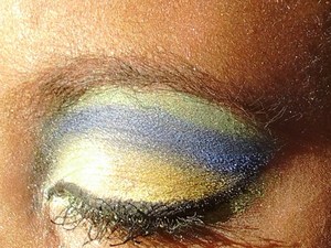 I was playing around with my daughter... she loves make up