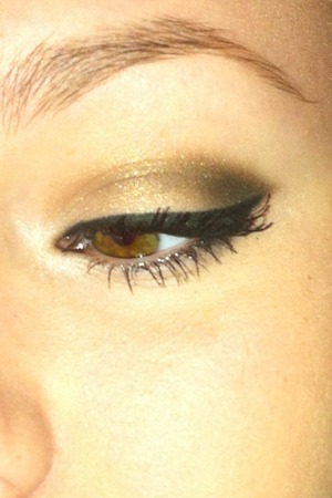 Not a very good picture.. Naked palette nude colors, dark brown and a little black