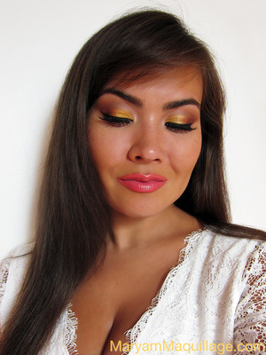 Summer into the fall transitional makeup using eco-friendly cosmetics by Zosimos Botanicals. All info, plus how-to are available on my blog: http://www.maryammaquillage.com/2012/08/sunny-delightful-eco-friendly.html