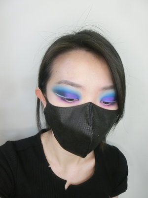 Yi W.