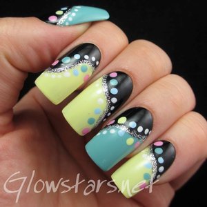 Read the blog post at http://glowstars.net/lacquer-obsession/2014/04/sunday-spam-the-nail-art-sourcebook/