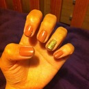 Natural glitter nails