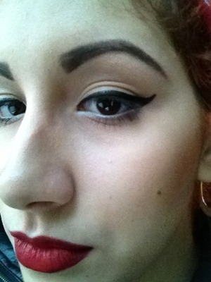 I love how I'm getting so much better at ma eyebrows and eyeliner 