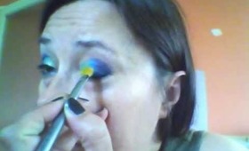 Makeup Tips for My Sister - Peacock Eye