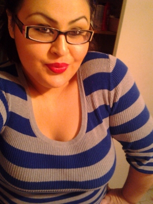 Starting to LOVE red lips (:
