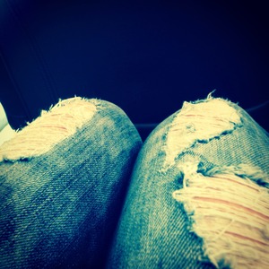 I love ripped jeans! <3