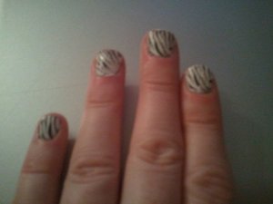 Zebra stripes from Konad