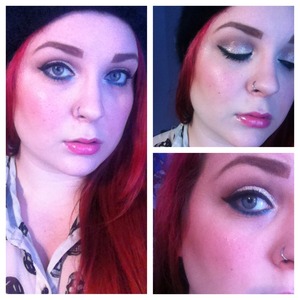 A basic cat eye with some glitter added on the lid and teal under the eye to make it a bit more special. 

