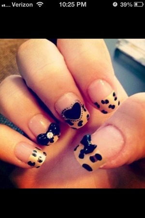 Cheetah tip with bows and hearts