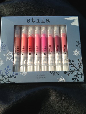 Valued at $145.00 I got this beautiful set from Shoppers Drug Mart for $25.00 amazing!!!