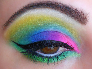 Rainbow, Sugarpill Eyes. Products tagged here: https://www.makeupbee.com/look.php?look_id=34425&qbt=userlooks&qb_lookid=34425&qb_uid=2106
