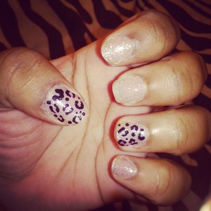sparkles and leopard print, real nails 