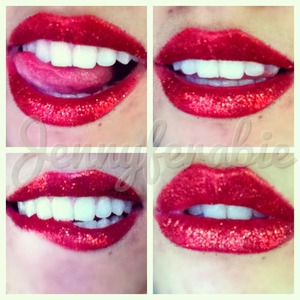 Glitter red lips 