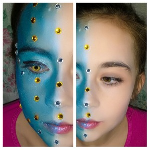 This is a look inspired by the movie "Avatar" (: