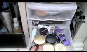Vanity tour and makeup collection