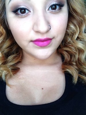 I tried the maybelline vivid lipsticks and loved this pinky purple lipstick :) 