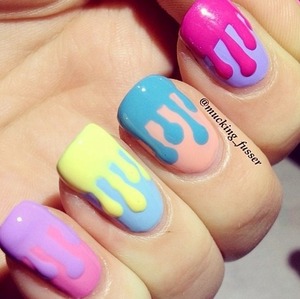 Reminds me of melting ice cream! :3
