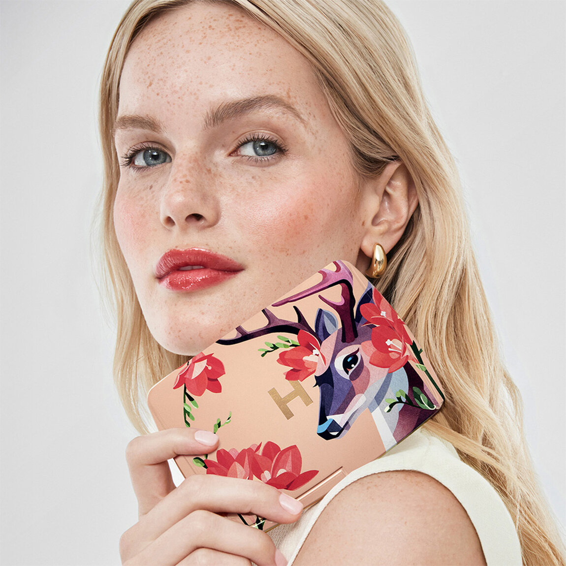 Hourglass Ambient Lighting Edit Unlocked - Deer | Beautylish