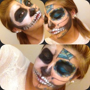 Which should I choose for Halloween ? Skull or Dia De Los Muertos ?? 