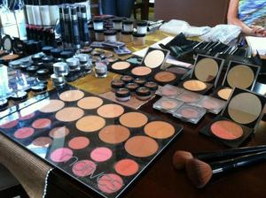 Attention MUA's: Contact me about getting Motives Cosmetics at a Make Up Artist Pro-Discount.
www.Sassy2Classy.com