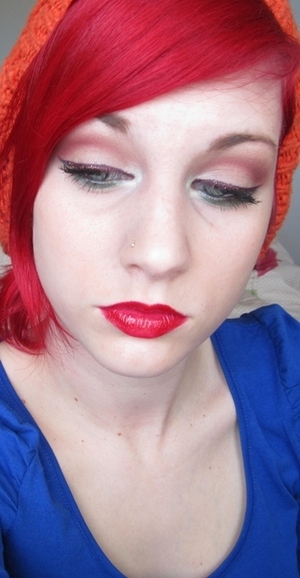 Christmas Inspired makeup look with Inglot!