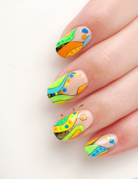 The Abstract Nail Art You Need To Try | Oriflame Cosmetics