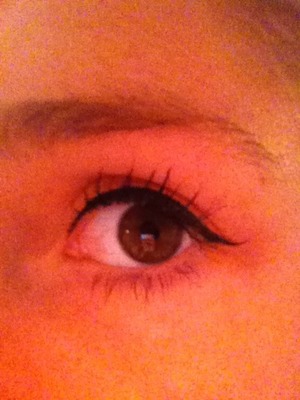 Simple black eyeliner