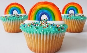 Royal Icing Rainbow Cupcakes