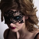 Black lace mask