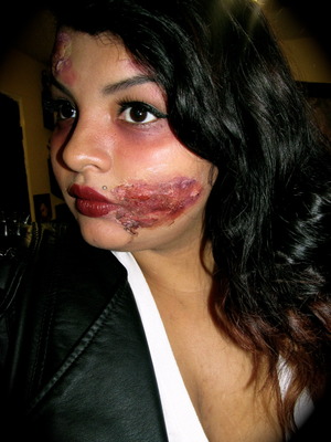 I had a Halloween party to go to tonight and no costume. Luckily I had liquid latex and scar wax laying around. I did the scars in thirty minutes or so. Besides the latex and wax everything else used was Sugarpill (Bulletproof, Love+, Buttercupcake, Poisonplum, Lashes in Sinnocent), and OCC Lip Tar in Black Dahlia.

http://idmakeup93.blogspot.com/2012/10/quick-post-last-minute-halloween-look.html