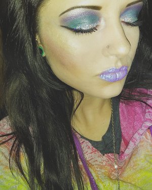 this was supposed to be the pic posted for my random colorful look 
IG:mrsthompson0126

https://www.gofundme.com/haleys-business-start