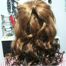 Bow with curls 