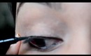 How to apply eyeliner