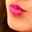 Kisses; <3