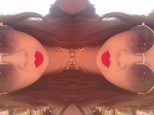 Lips: MAC lipliner Redd, lipstick MAC Russian red 