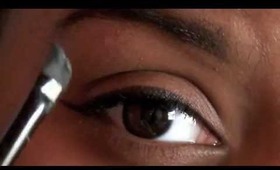 How To: Apply Pencil Liner & Remove Make-up in 5 Seconds